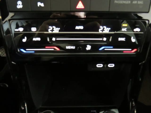 Volkswagen T-Cross Friends TSI