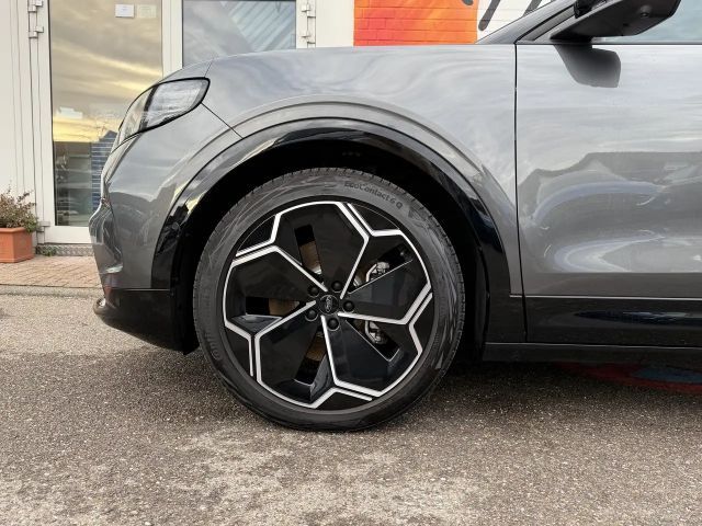 Ford Capri AWD Premium