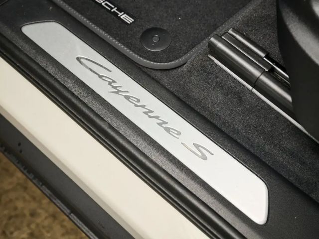 Porsche Cayenne E-Hybrid S