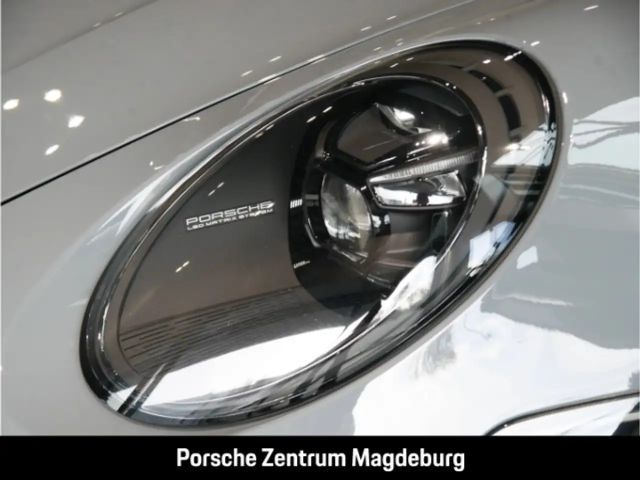 Porsche 992 Cabrio Carrera GTS