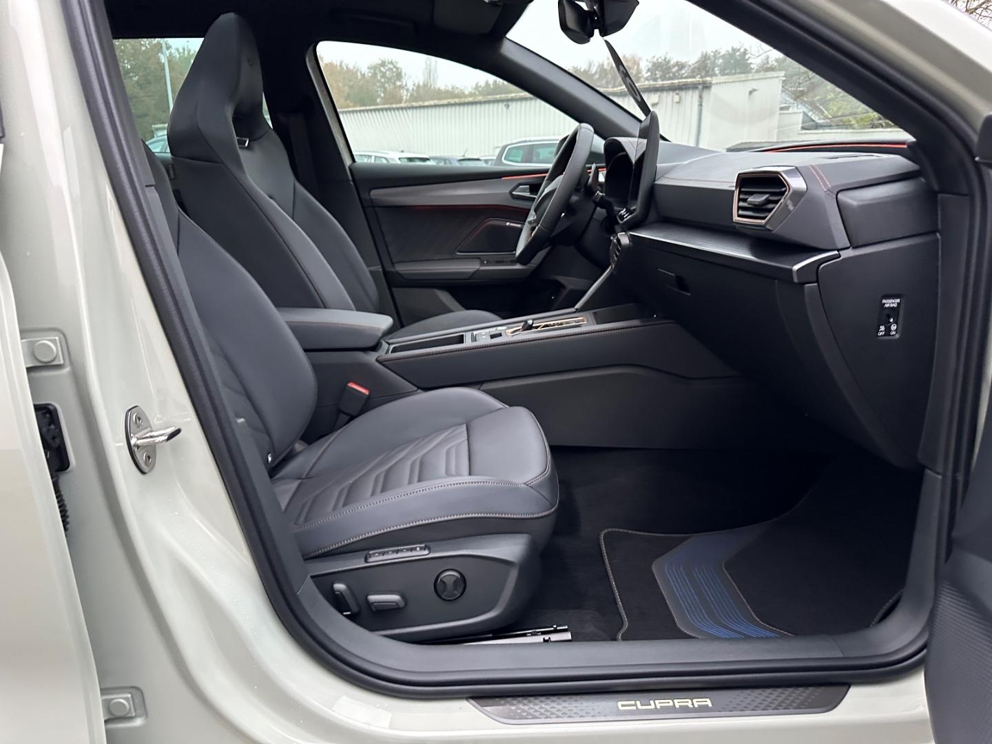 Cupra Leon 2.0 TSI 4Drive DSG Sportstourer VZ