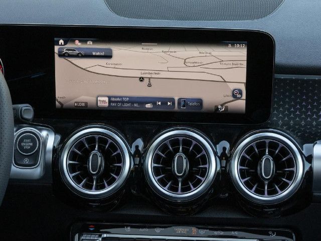 Mercedes-Benz GLB 250 4MATIC