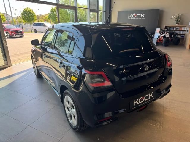 Suzuki Swift DualJet Hybrid Shine