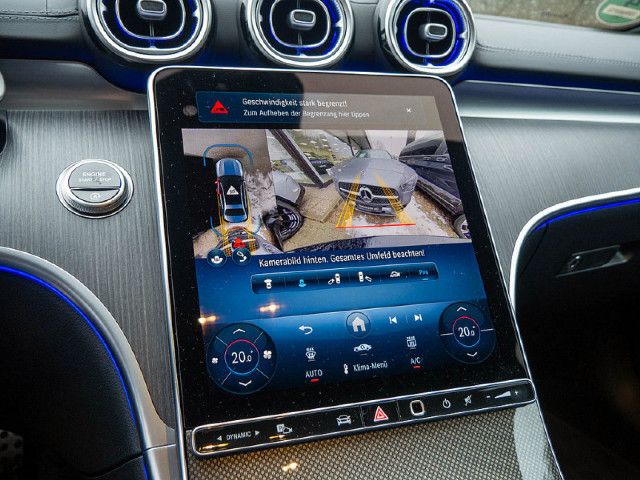 Mercedes-Benz C 220 AMG Line C 220 d Sedan