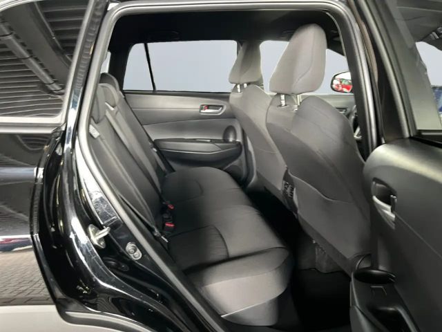 Toyota Corolla Cross Hybride Team D