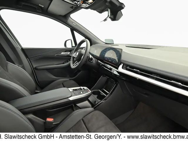 BMW 225 Sedan xDrive