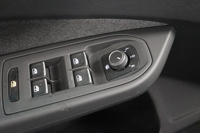 Volkswagen Golf 1.0 TSI Golf VIII