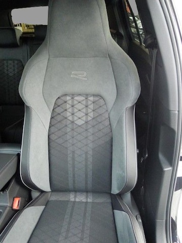 Volkswagen Golf Golf 2,0     R-L  BT140 TSID7F