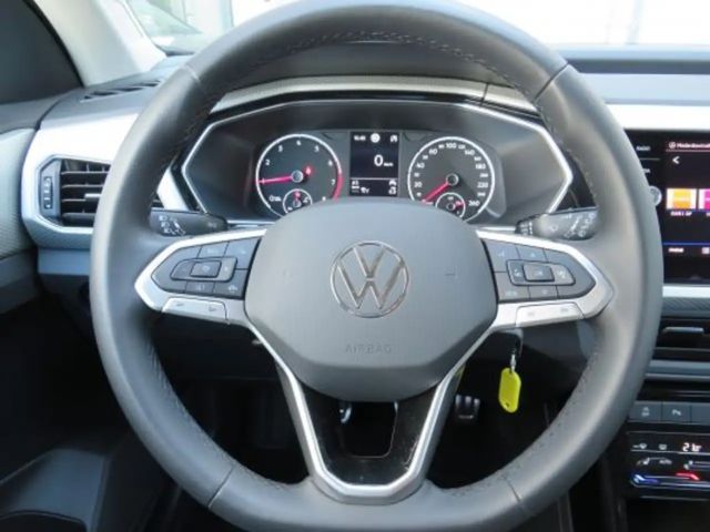 Volkswagen T-Cross Life Move