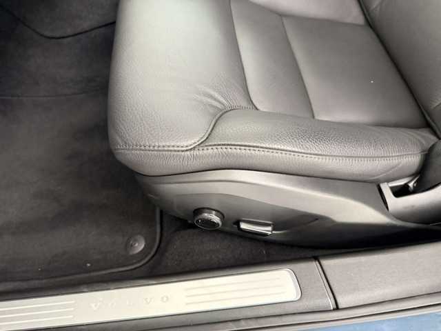 Volvo V90 AWD Core Recharge T6