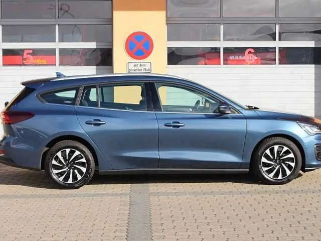 Ford Focus Titanium Wagon