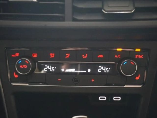 Volkswagen Polo DSG R-Line