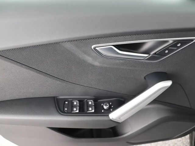 Audi Q2 35 TFSI S-Line