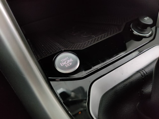 Volkswagen T-Roc 1.5 TSI DSG Move