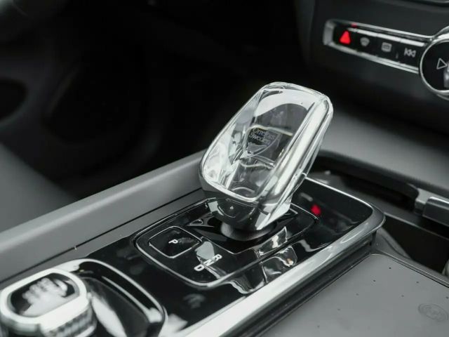 Volvo XC60 Dark Plus T6