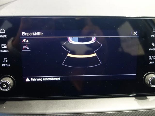 Skoda Kamiq Essence TSI