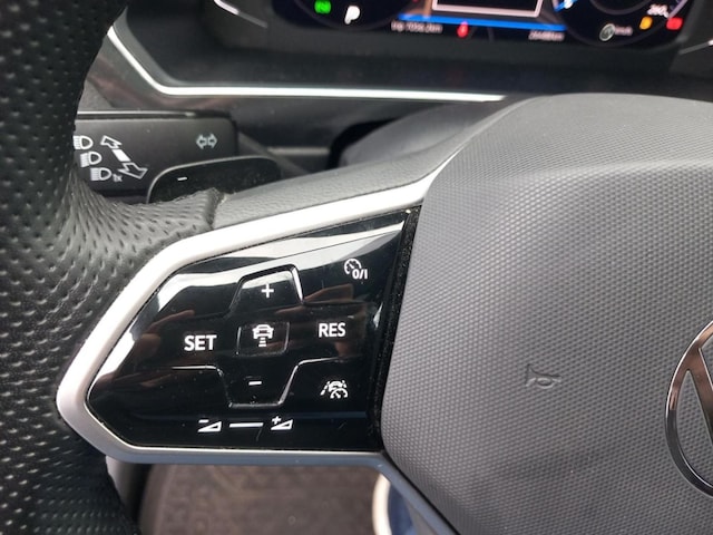 Volkswagen Tiguan 2.0 TSI Allspace DSG R-Line