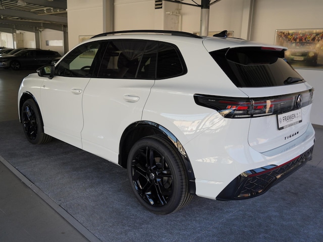 Volkswagen Tiguan Tiguan 1.5 eTSI R-Line Black Style KAMERA NAVI AHK