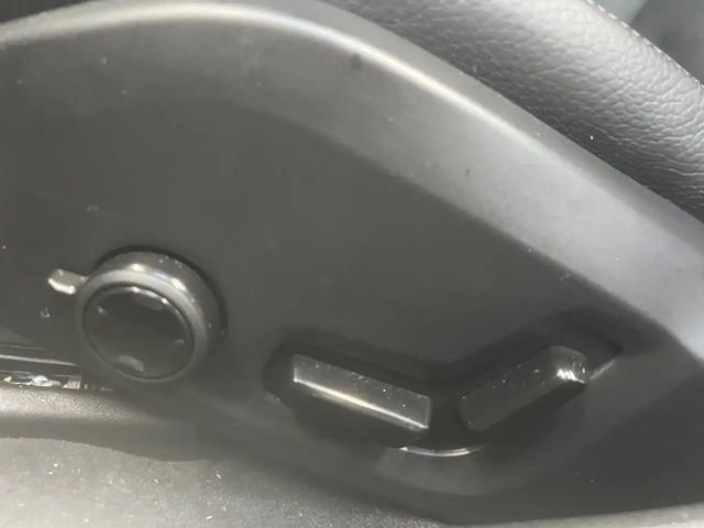 Volvo V90 AWD Dark Plus T6