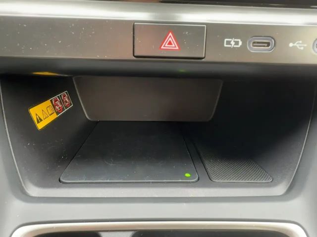 Lexus LBX 1.5 Basis 4x2 Klima Kamera Sitzhzg Tempomat