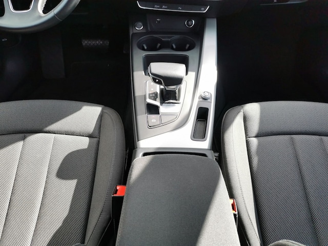 Audi A4 35 TDI Avant S-Line S-Tronic