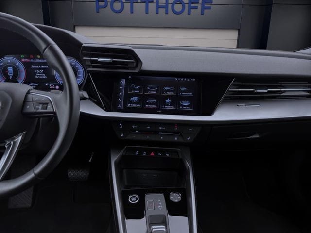 Audi A3 30 TDI S-Tronic Sedan