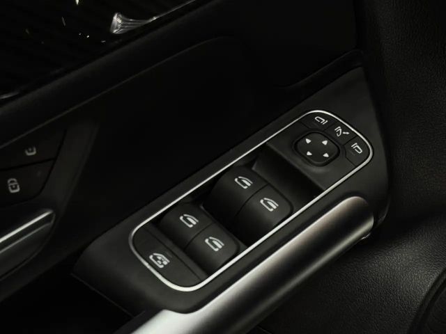 Mercedes-Benz GLA 200 AMG Line