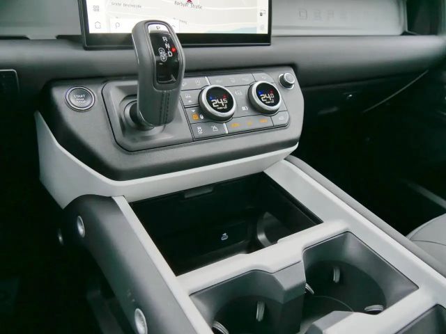 Land Rover Defender 110 Dynamic