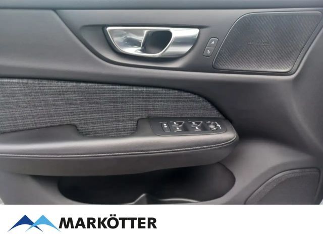 Volvo V60 AWD Core Recharge T6
