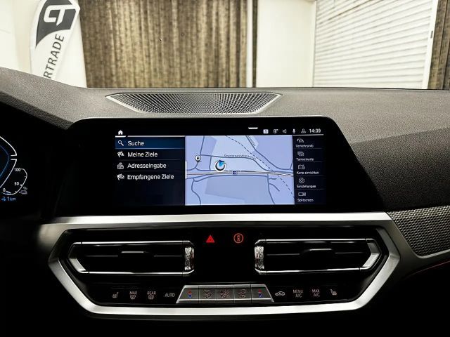BMW 330 330e M-Sport Touring xDrive
