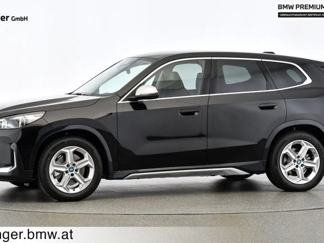 BMW iX1 xDrive30
