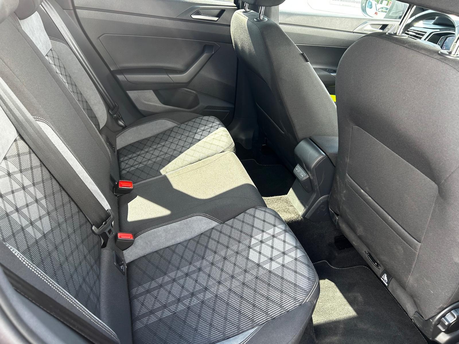 Volkswagen Taigo 1.0 TSI DSG R-Line