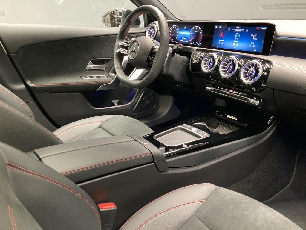 Mercedes-Benz A 200 AMG Line