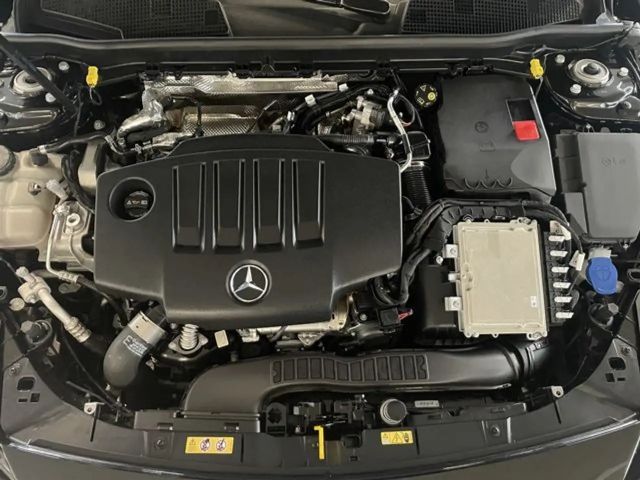 Mercedes-Benz A 180 A 180 d