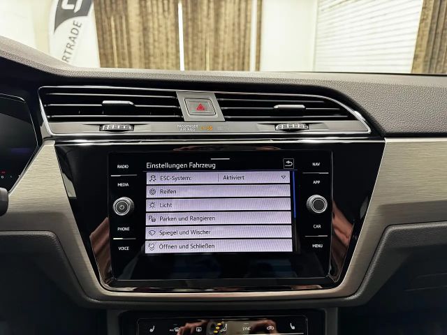 Volkswagen Touran ACT DSG Life