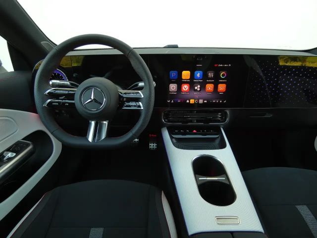 Mercedes-Benz CLA 250 AMG Line Sedan