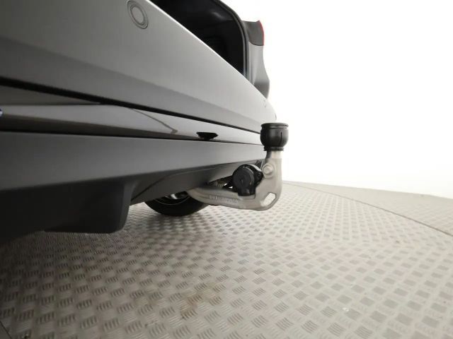 Mercedes-Benz GLA 220 4MATIC AMG Line