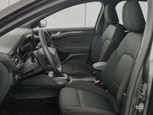 Ford Focus EcoBoost ST Line Wagon