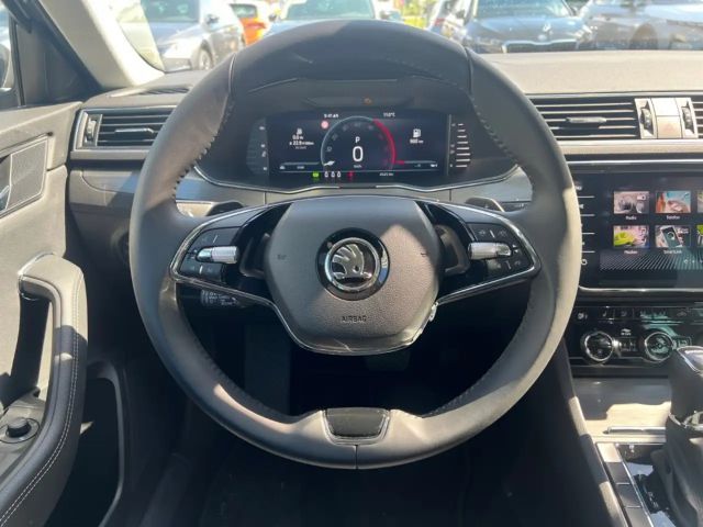 Skoda Superb 2.0 TDI Combi Style Style