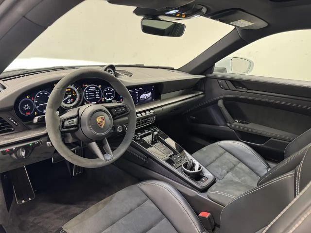 Porsche 911 Carrera Coupé GTS