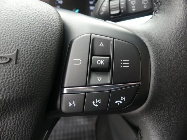 Ford Focus Cool & Connect Wagon