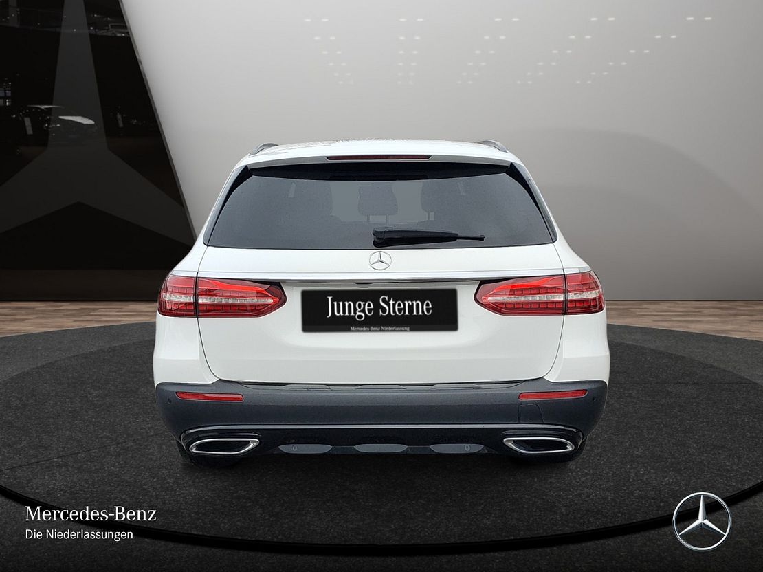 Mercedes-Benz E 400 4MATIC E 400 d Estate