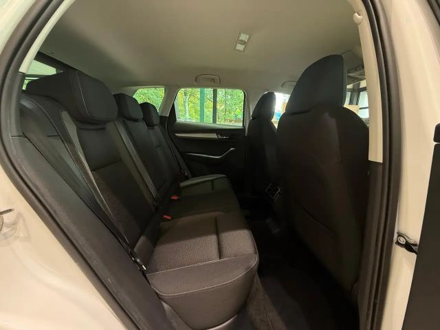 Skoda Karoq 1.0 TSI Tour