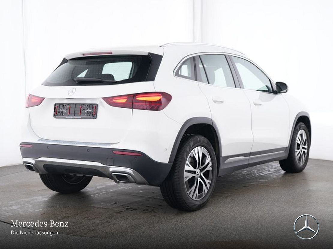 Mercedes-Benz GLA 200 GLA 200 d