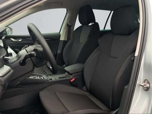 Skoda Octavia Essence TSI mHEV DSG