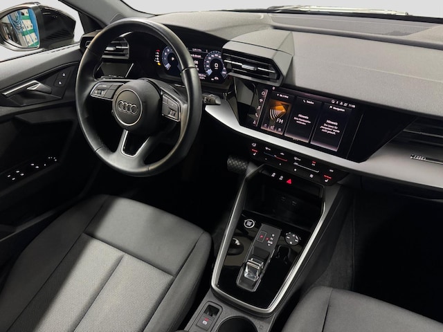 Audi A3 30 TFSI S-Tronic Sedan