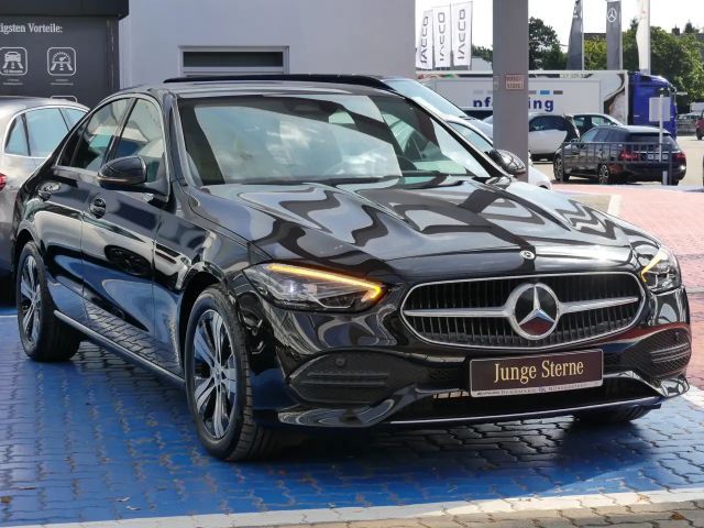 Mercedes-Benz C 180 AVANTGARDE Sedan