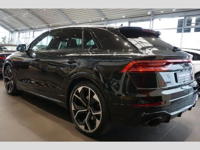 Audi RS Q8 Quattro
