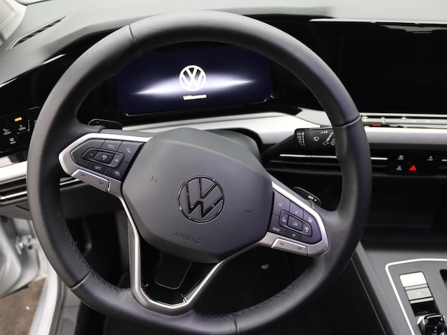 Volkswagen Golf 1.5 eTSI DSG Life Variant