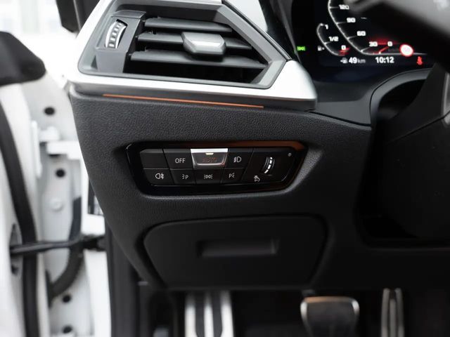 BMW M4 Cabrio Competition xDrive